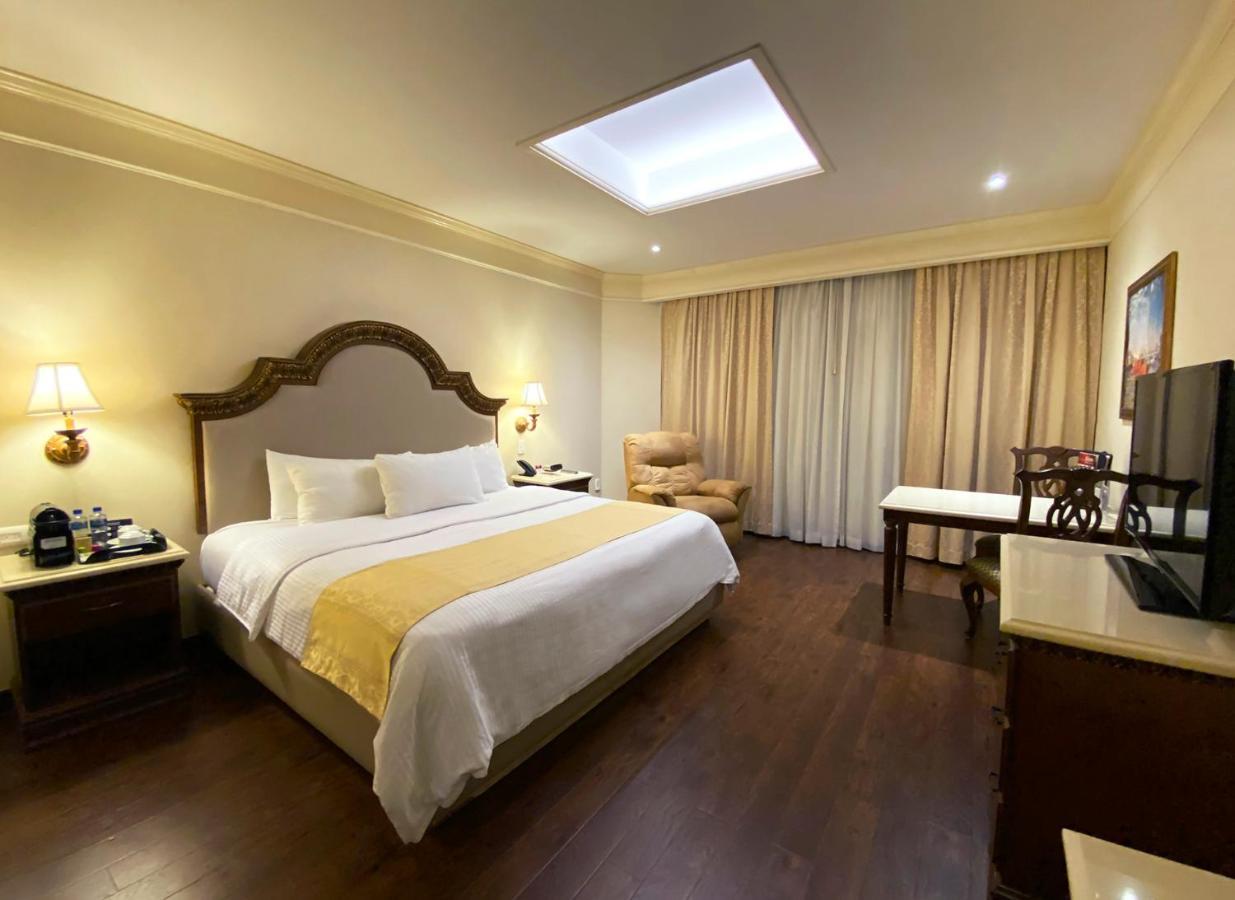 Safi Royal Luxury Valle San Pedro Garza Garcia Экстерьер фото Deluxe Room
