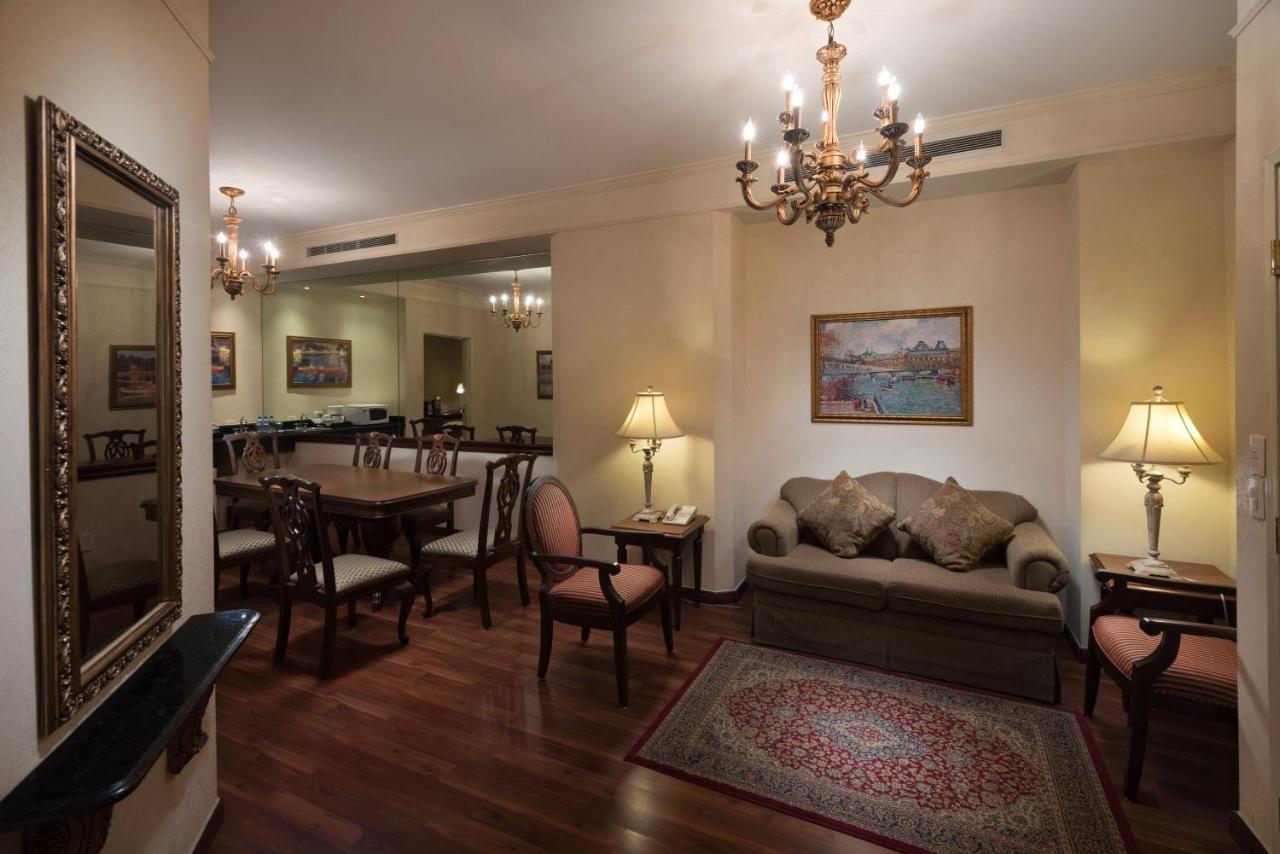 Safi Royal Luxury Valle San Pedro Garza Garcia Экстерьер фото A suite at the Grand Hotel