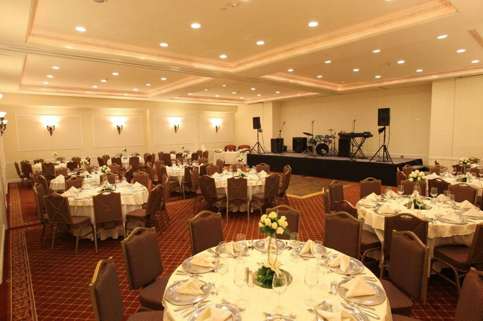 Safi Royal Luxury Valle San Pedro Garza Garcia Экстерьер фото The ballroom
