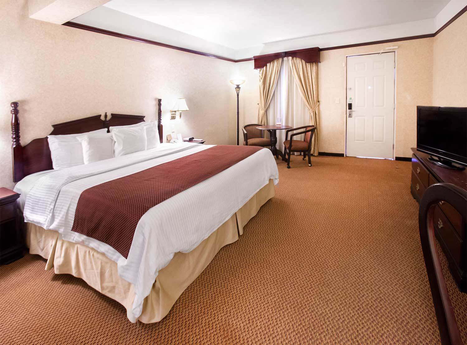 Safi Royal Luxury Valle San Pedro Garza Garcia Экстерьер фото A typical room at the hotel