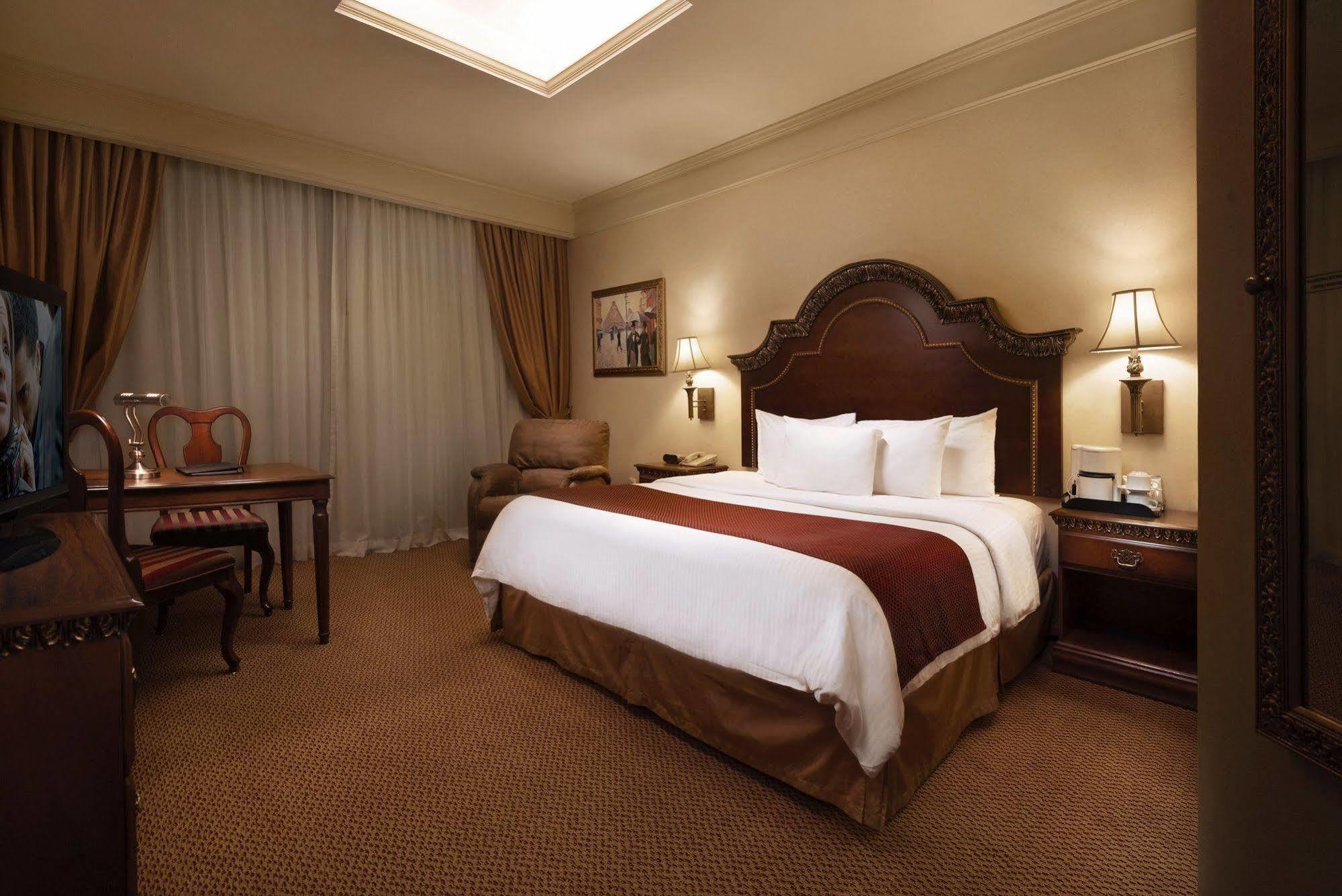 Safi Royal Luxury Valle San Pedro Garza Garcia Экстерьер фото Deluxe Room